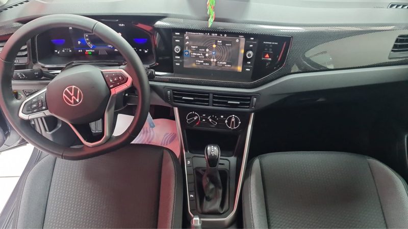 VOLKSWAGEN POLO 2024