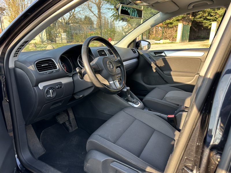 VOLKSWAGEN GOLF 2010