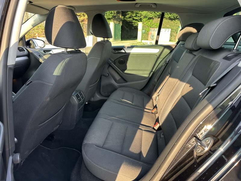 VOLKSWAGEN GOLF 2010