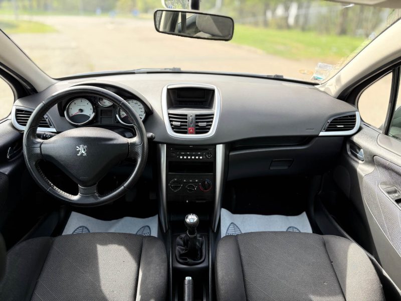 PEUGEOT 207 1.6 HDI - 16V TURBO 90CH PREMIUM PACK