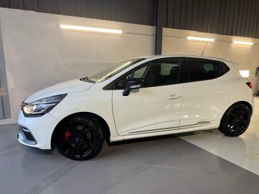 RENAULT CLIO IV RS EDC 200 15 990 € (75 000 kms) 