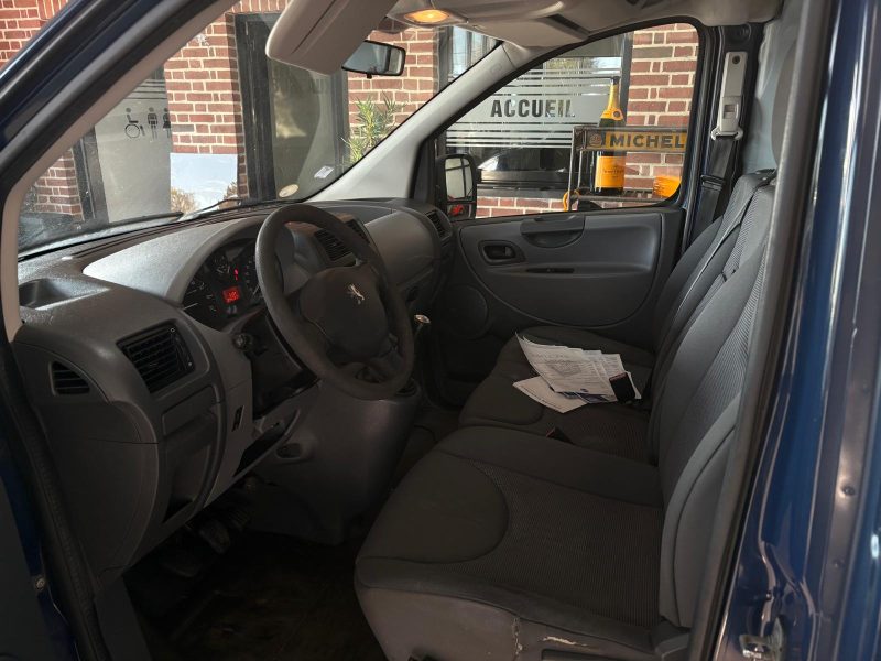 PEUGEOT EXPERT 2010
