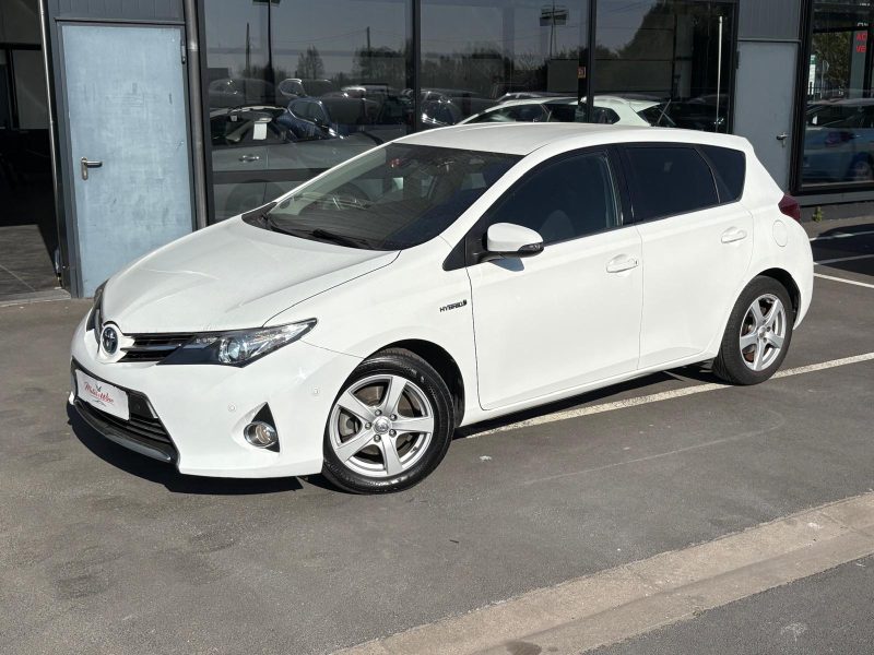 TOYOTA AURIS 2014