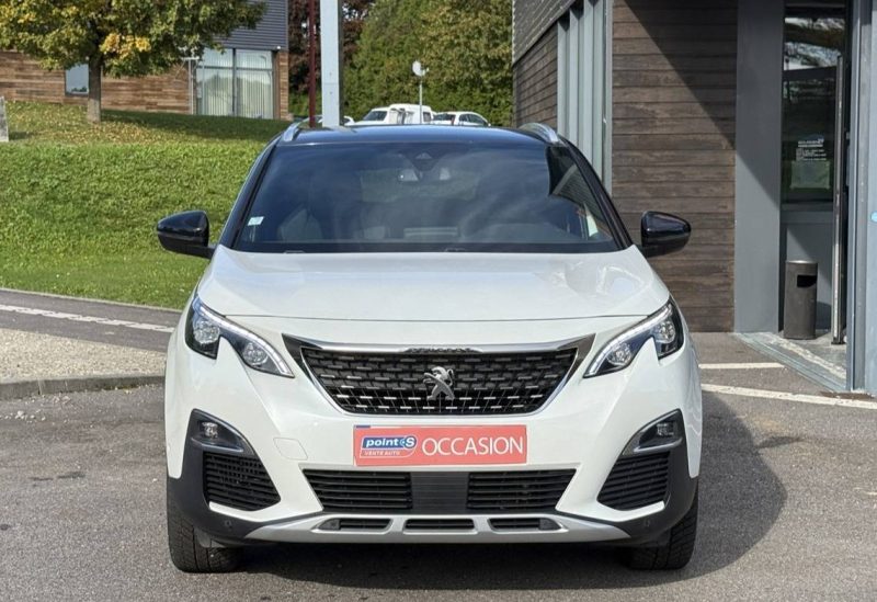 PEUGEOT 3008 1.2 PURETECH 130 GT LINE Apple Carplay / Caméra de recul / Attelage