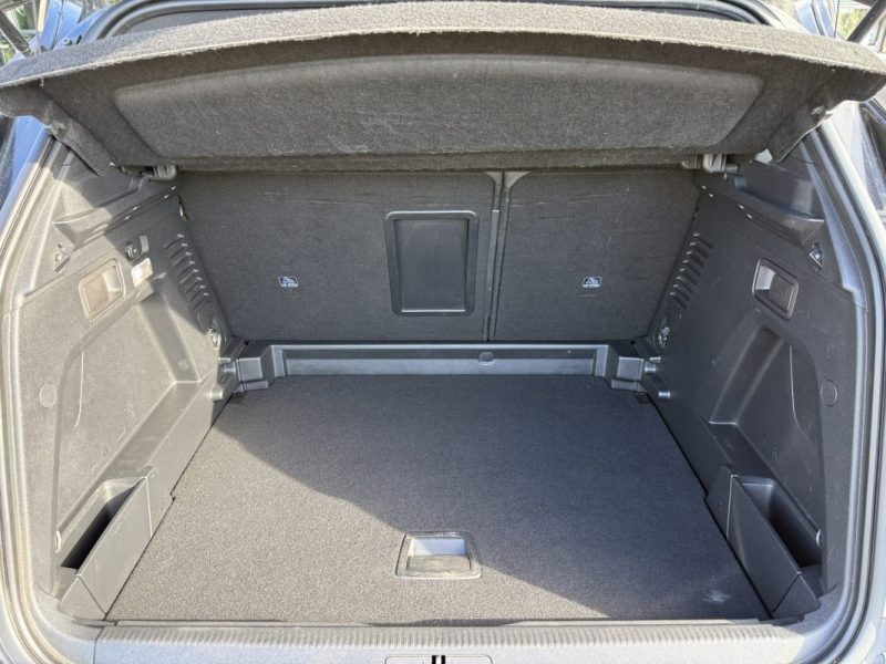 PEUGEOT 3008 1.2 PURETECH 130 GT LINE Apple Carplay / Caméra de recul / Attelage