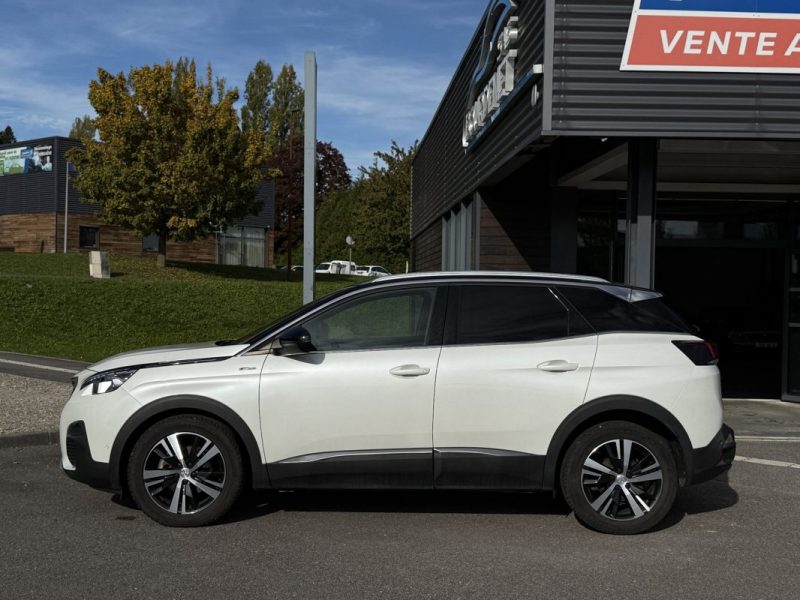 PEUGEOT 3008 1.2 PURETECH 130 GT LINE Apple Carplay / Caméra de recul / Attelage