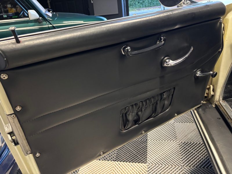 PORSCHE 356 Speedster INTERMECCANICA REPRISE POSSIBLE