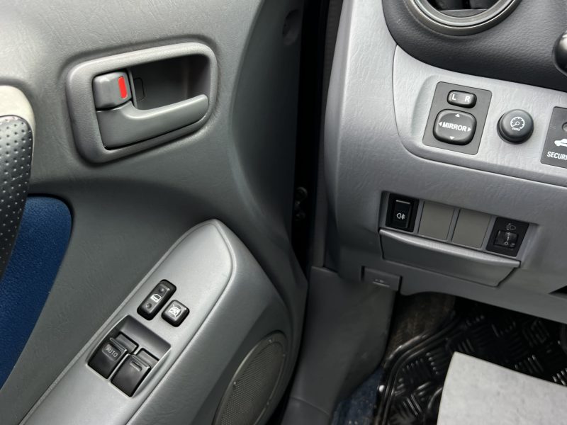 VENTE EN ETAT II COURT - VENTE EN ETAT PROBLEME BOITE AUTOMATIQUE / 2.0 i VVTi 150 4WD 4x4 BOITE AUT