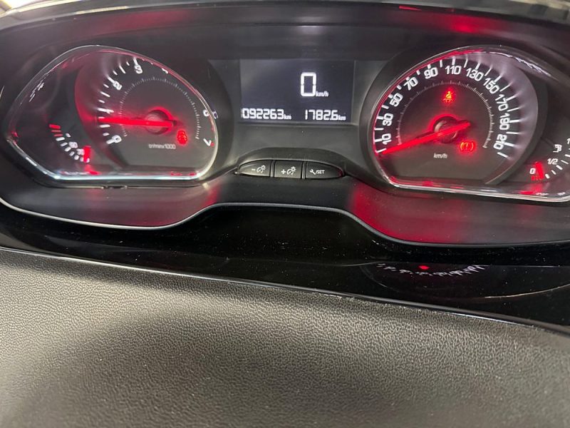 PEUGEOT 208 1.0L 68 cv 94 000 kms distribution neuve
