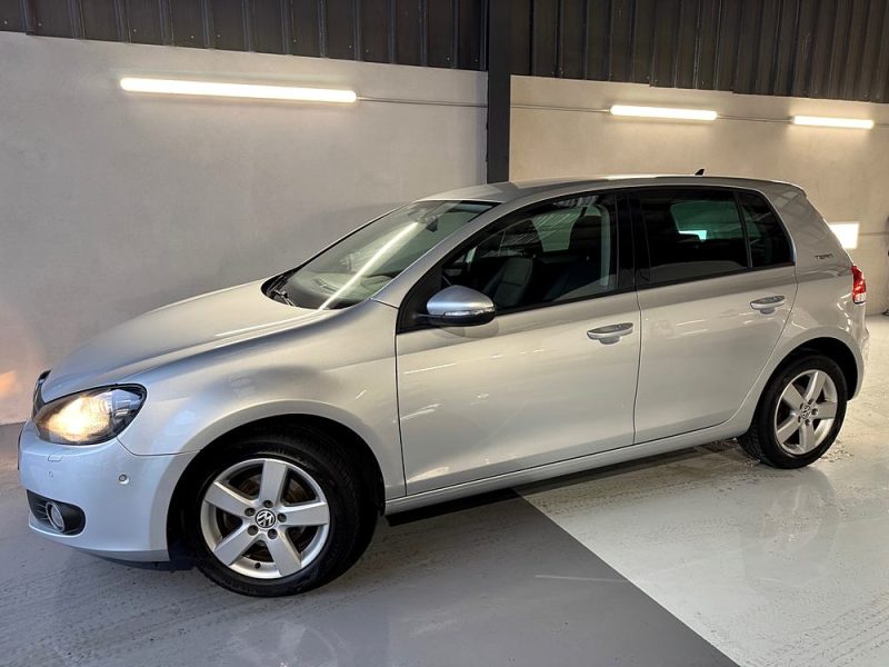 VOLKSWAGEN GOLF 2010