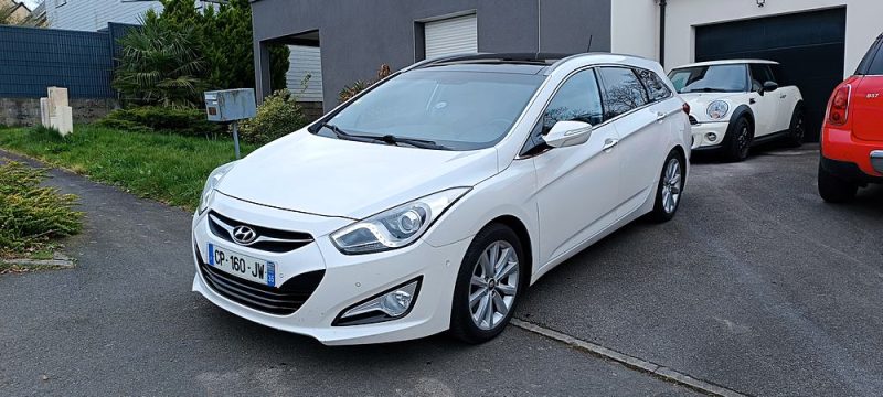 HYUNDAI I40 2012