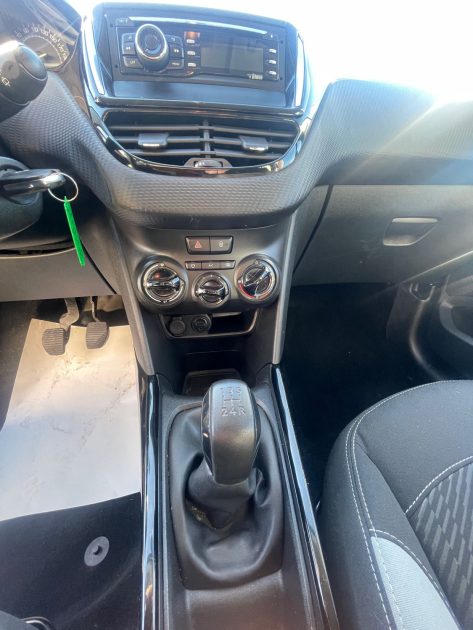 PEUGEOT 2008 2015 1.2 VTI 82CV CRIT'AIR 1
