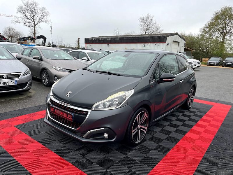 PEUGEOT 208 I  2015