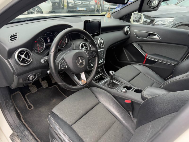 MERCEDES CLASSE A 2016