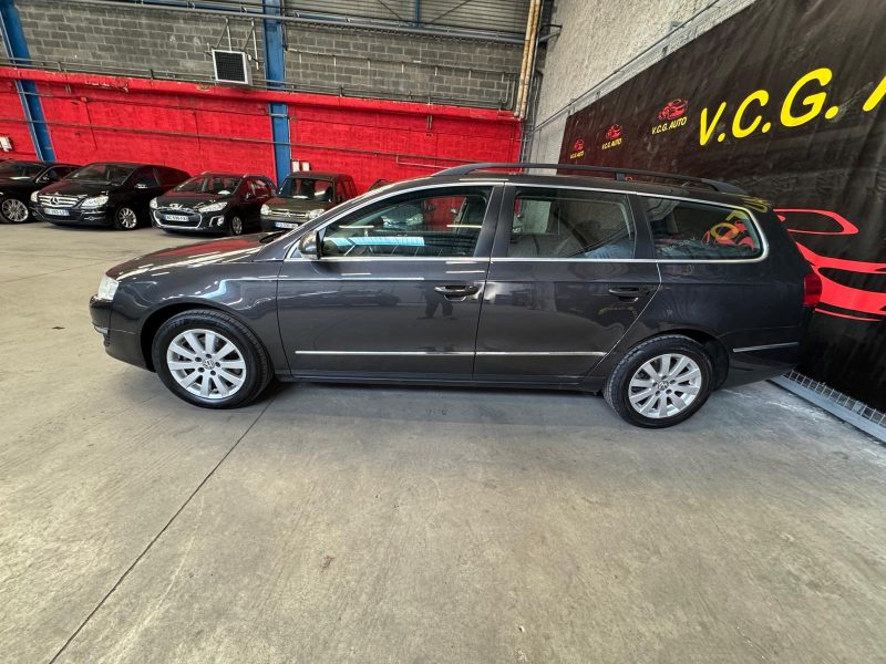 VOLKSWAGEN PASSAT 2.0 TDi 140 Confortline 