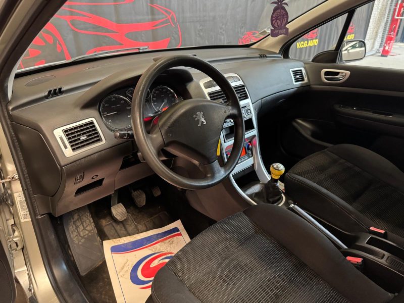 PEUGEOT 307  1.6 HDI 90 Confort Pack 