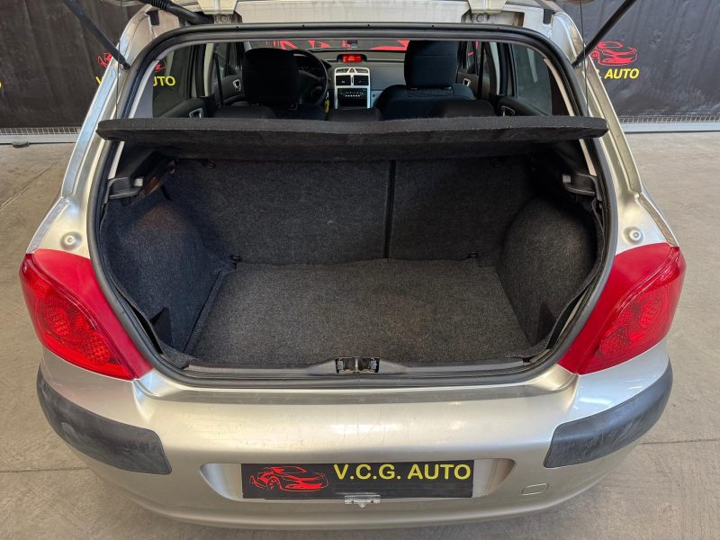 PEUGEOT 307  1.6 HDI 90 Confort Pack 