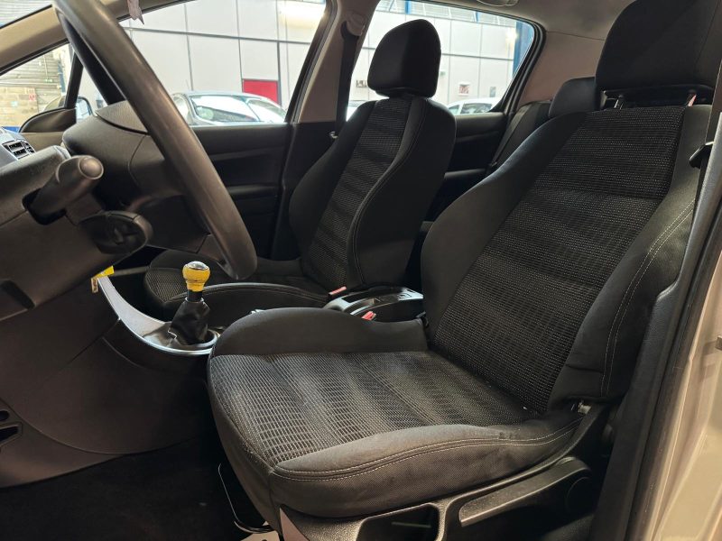 PEUGEOT 307  1.6 HDI 90 Confort Pack 