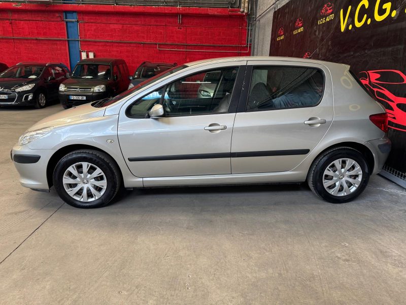 PEUGEOT 307  1.6 HDI 90 Confort Pack 