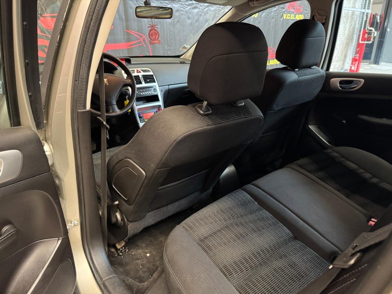 PEUGEOT 307  1.6 HDI 90 Confort Pack 