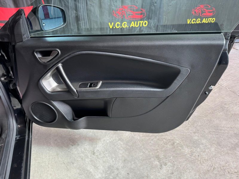 ALFA ROMEO MITO 1.3 JTD 90 Distinctive 