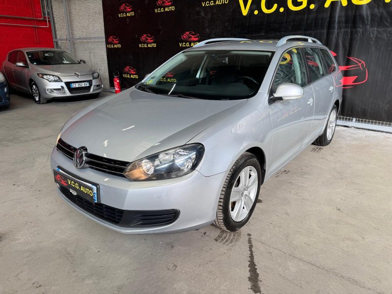 VOLKSWAGEN GOLF SW 1.6 TDi 105 Confortline 