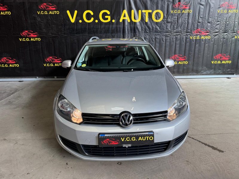 VOLKSWAGEN GOLF SW 1.6 TDi 105 Confortline 