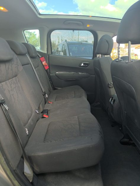 PEUGEOT 3008 2.0HDI HYBRID4