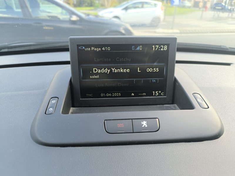 PEUGEOT 3008 2.0HDI HYBRID4