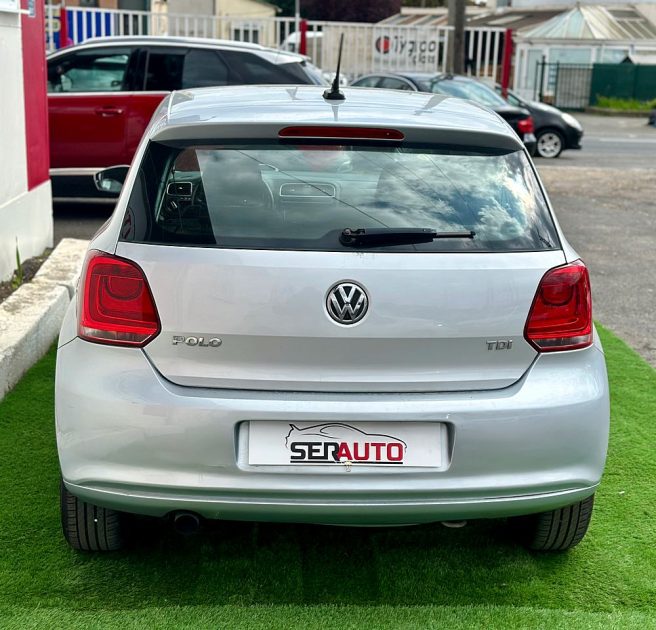 VOLKSWAGEN POLO 2013