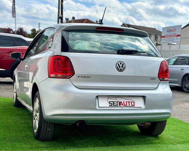 VOLKSWAGEN POLO 2013