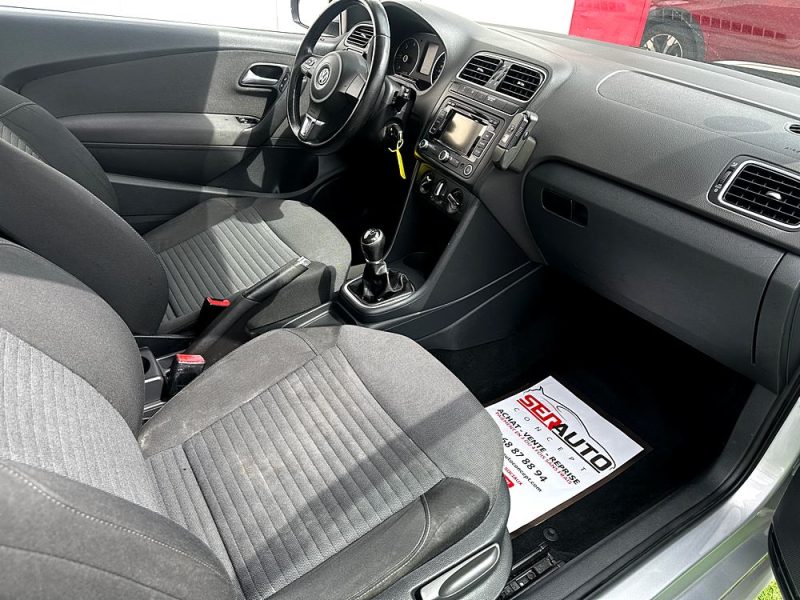 VOLKSWAGEN POLO 2013