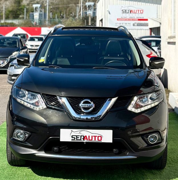 NISSAN X-TRAIL 2015