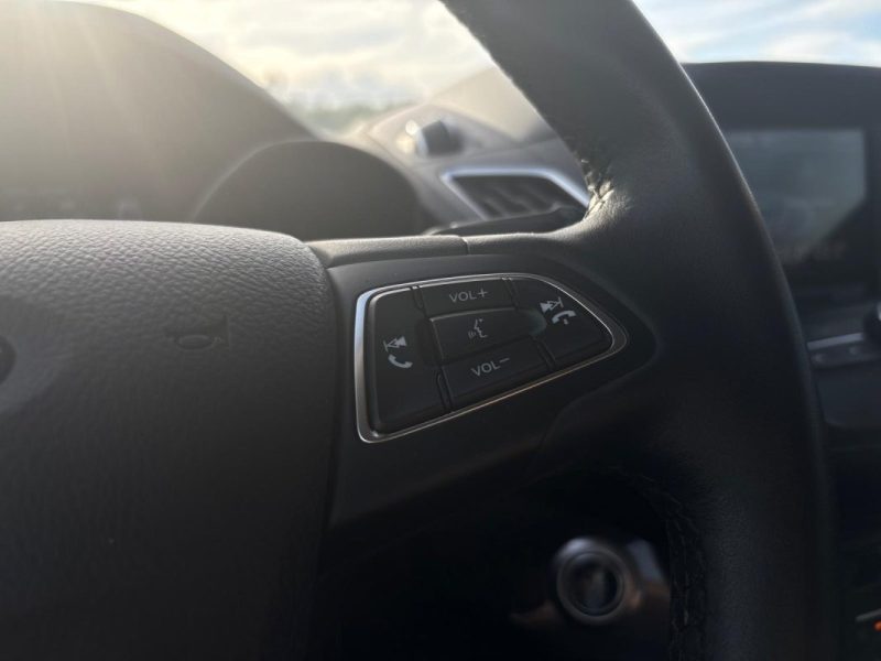 FORD C-MAX 1.0 125Ch Titanium - Garantie 6 mois 