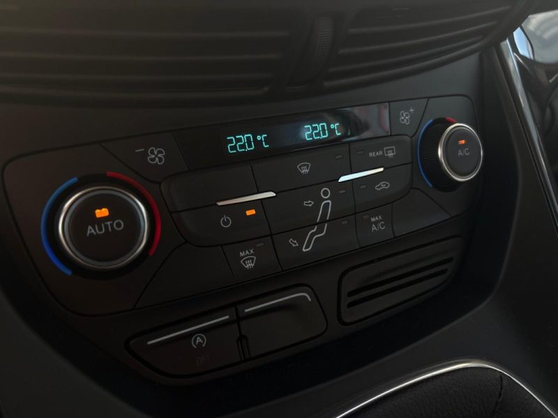 FORD C-MAX 1.0 125Ch Titanium - Garantie 6 mois 