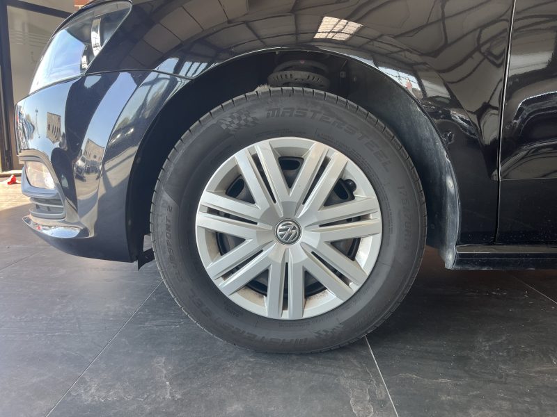 VOLKSWAGEN  POLO 1.0 75Ch Life - Garantie 6 mois