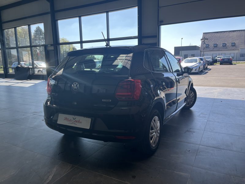VOLKSWAGEN  POLO 1.0 75Ch Life - Garantie 6 mois