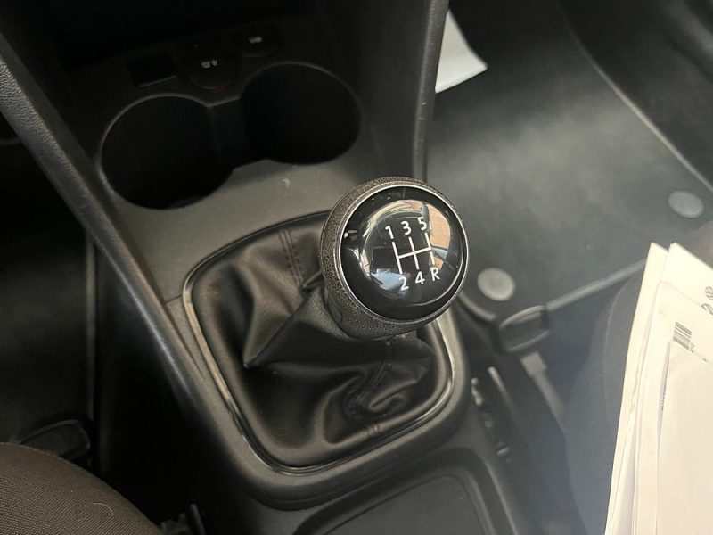 VOLKSWAGEN  POLO 1.0 75Ch Life - Garantie 6 mois