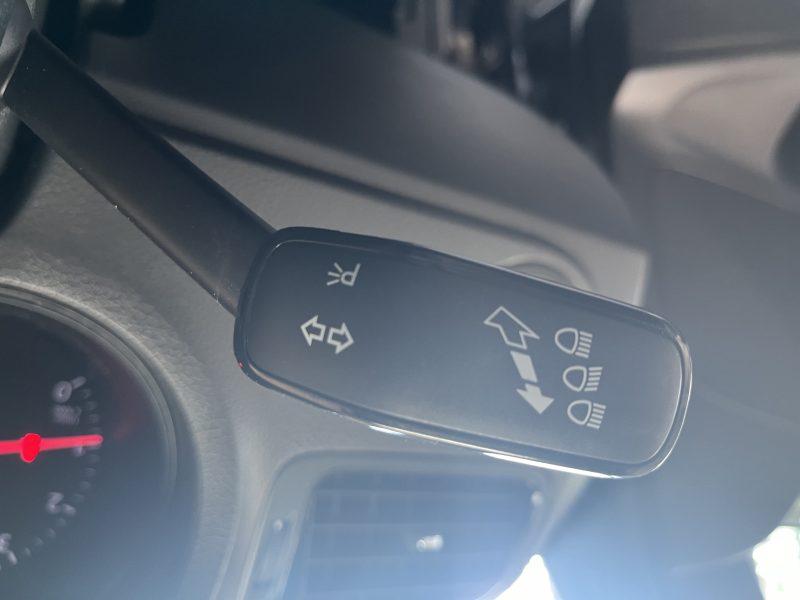 VOLKSWAGEN  POLO 1.0 75Ch Life - Garantie 6 mois