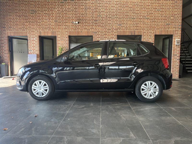 VOLKSWAGEN  POLO 1.0 75Ch Life - Garantie 6 mois