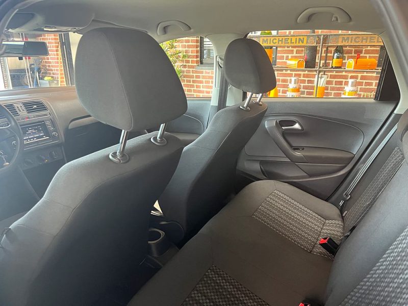 VOLKSWAGEN  POLO 1.0 75Ch Life - Garantie 6 mois