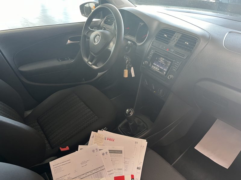VOLKSWAGEN  POLO 1.0 75Ch Life - Garantie 6 mois
