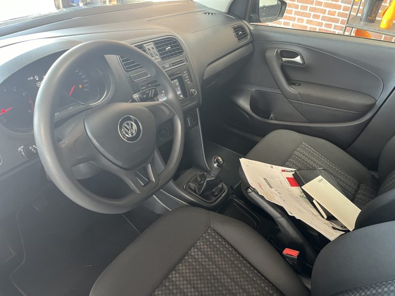 VOLKSWAGEN  POLO 1.0 75Ch Life - Garantie 6 mois