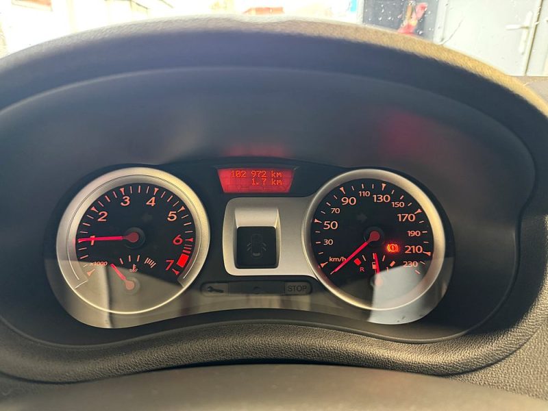 RENAULT CLIO ESTATE Tce 100 Dynamique (102 900 kms)