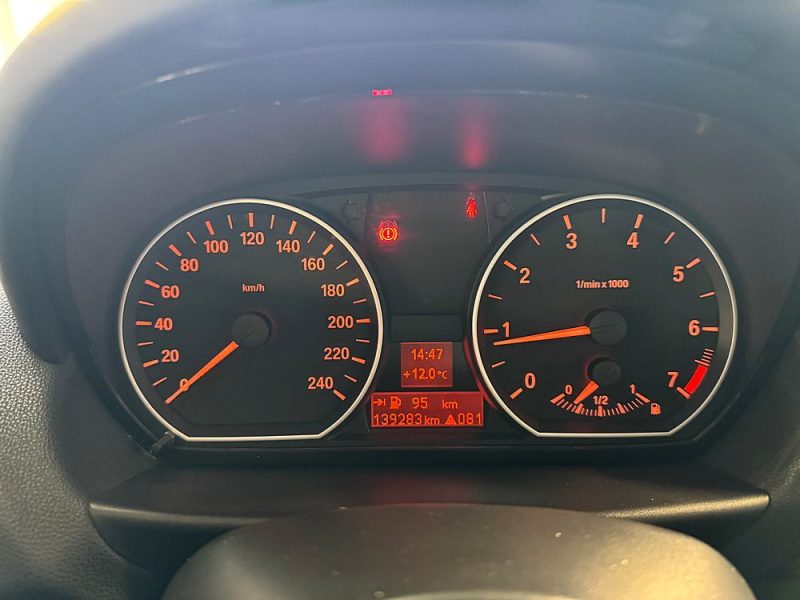 BMW 116 i 122 confort (139 000 kms) 5590 €