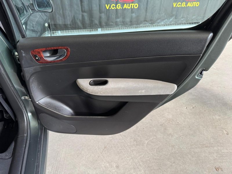 PEUGEOT 307 1.6i 16V 110 Confort Pack 