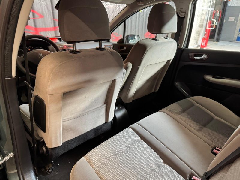 PEUGEOT 307 1.6i 16V 110 Confort Pack 