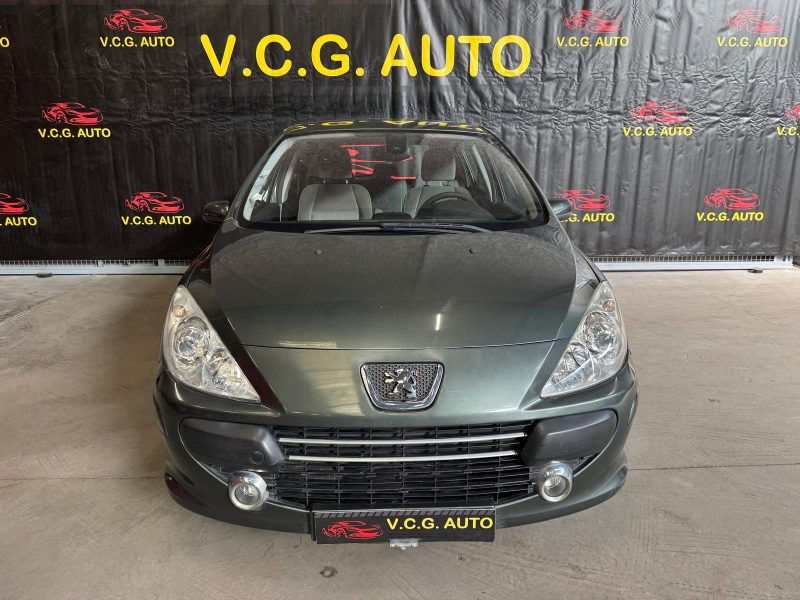 PEUGEOT 307 1.6i 16V 110 Confort Pack 