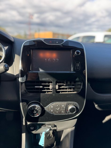 RENAULT  CLIO 4 2015 1.2 LEV 75CV / Distribution Neuve 