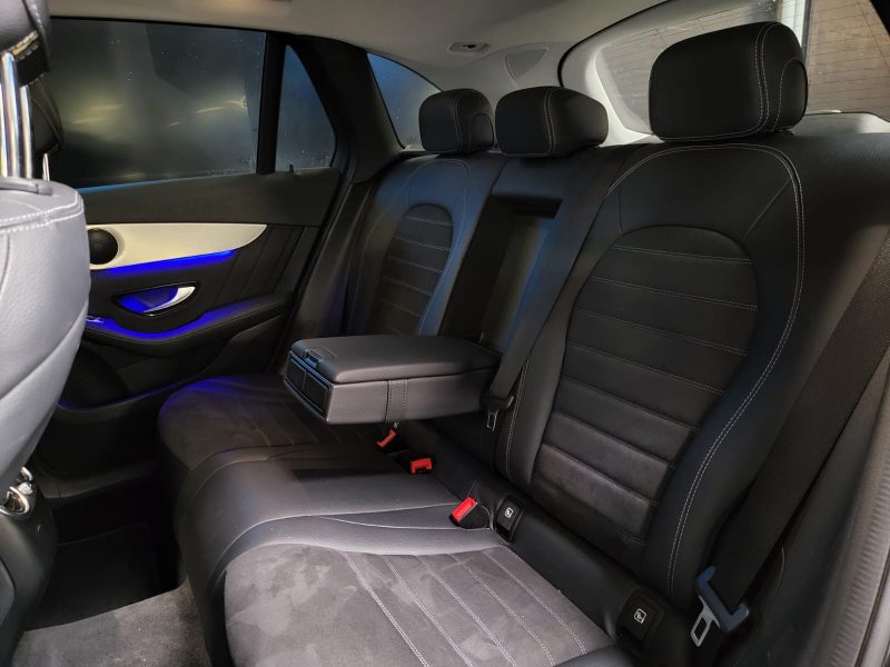 MERCEDES GLC 220 D 4MATIC AMG LINE / TOIT OUVRANT + SUIVIE COMPLET + APPLE CARPLAY /